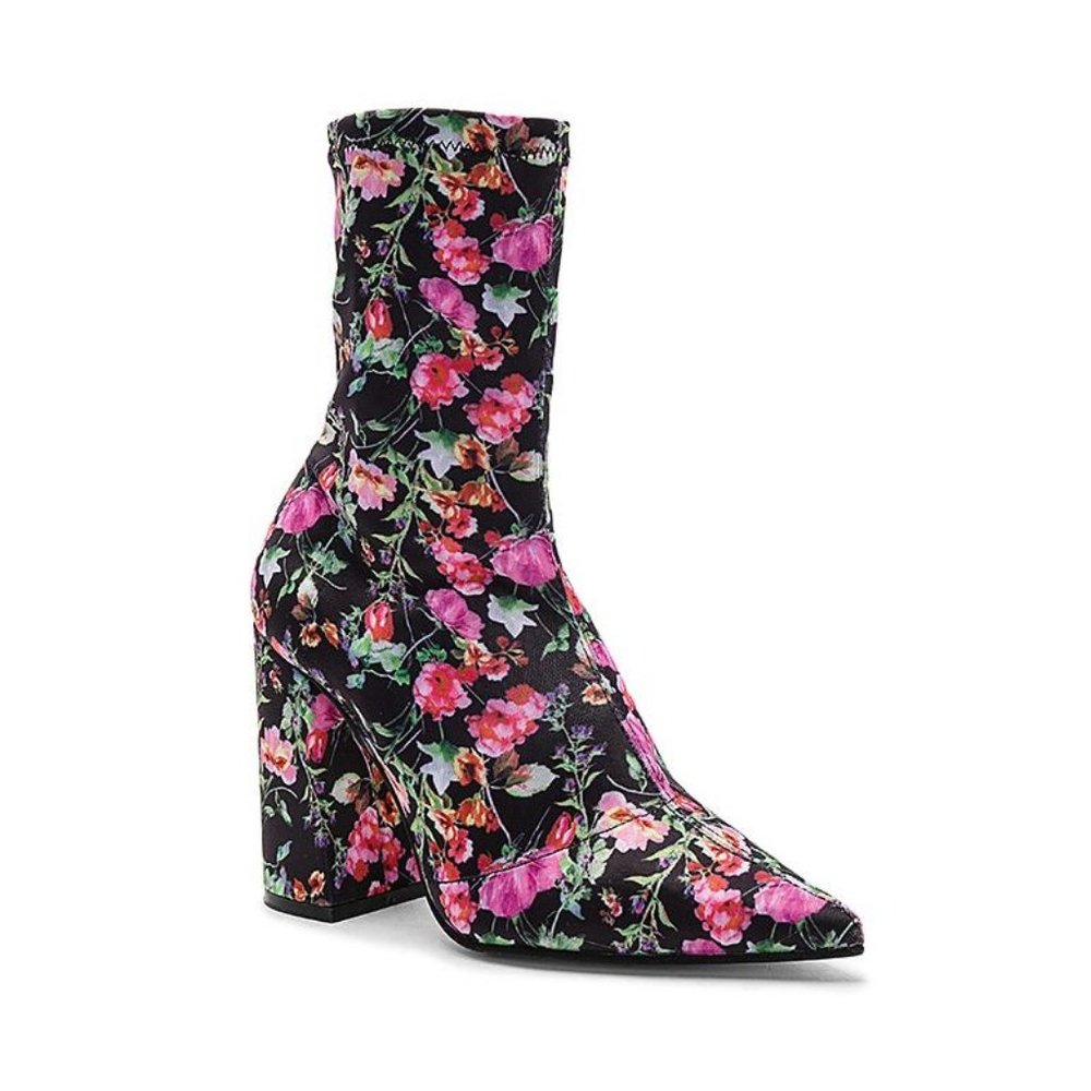 *SOLD*Steve Madden Lombard Pointy Toe Sock Bootie - Picture 4 of 11